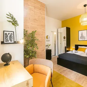 a13-boutique-apartments-best-location-by-bqa.inbudapesthotels.com/