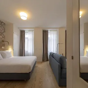 Serviced - Santos , Lisboa Portugal