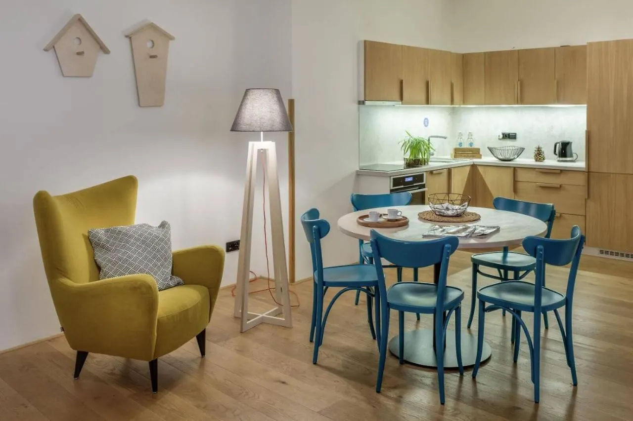 4 Trees Apartments By Adrez Prága